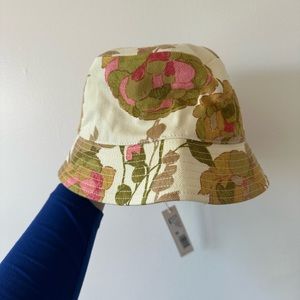 NWT Rebecca Taylor floral canvas bucket hat